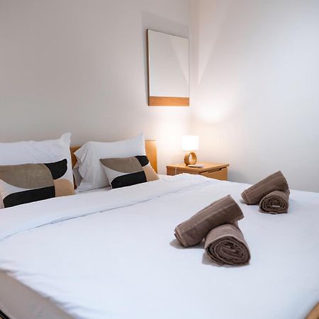 Golden Harbour - 2 Bedrooms, 2 Bathrooms Gżira Kültér fotó