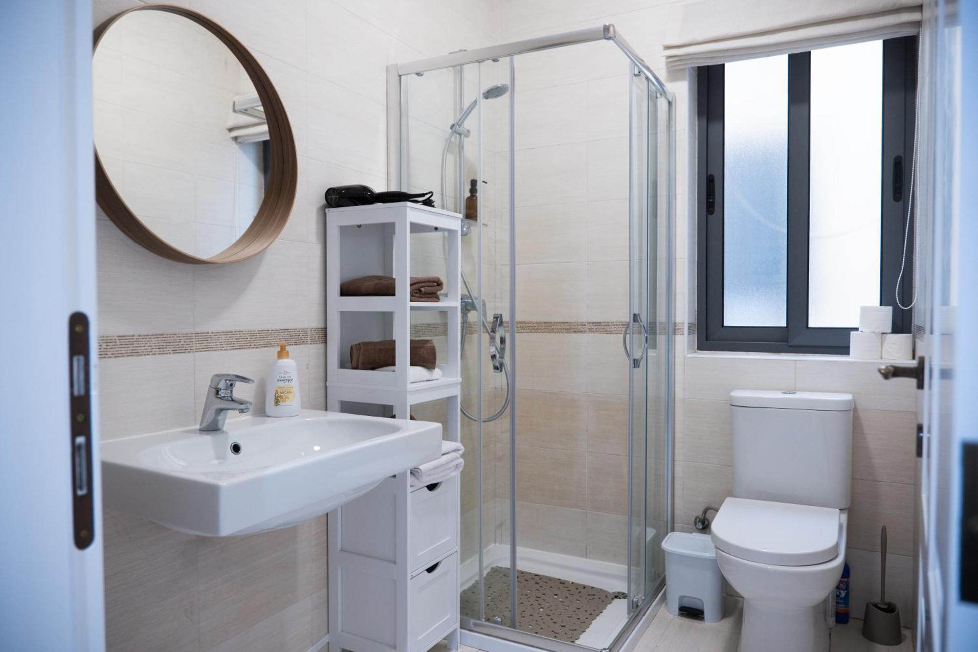 Golden Harbour - 2 Bedrooms, 2 Bathrooms Gżira Kültér fotó