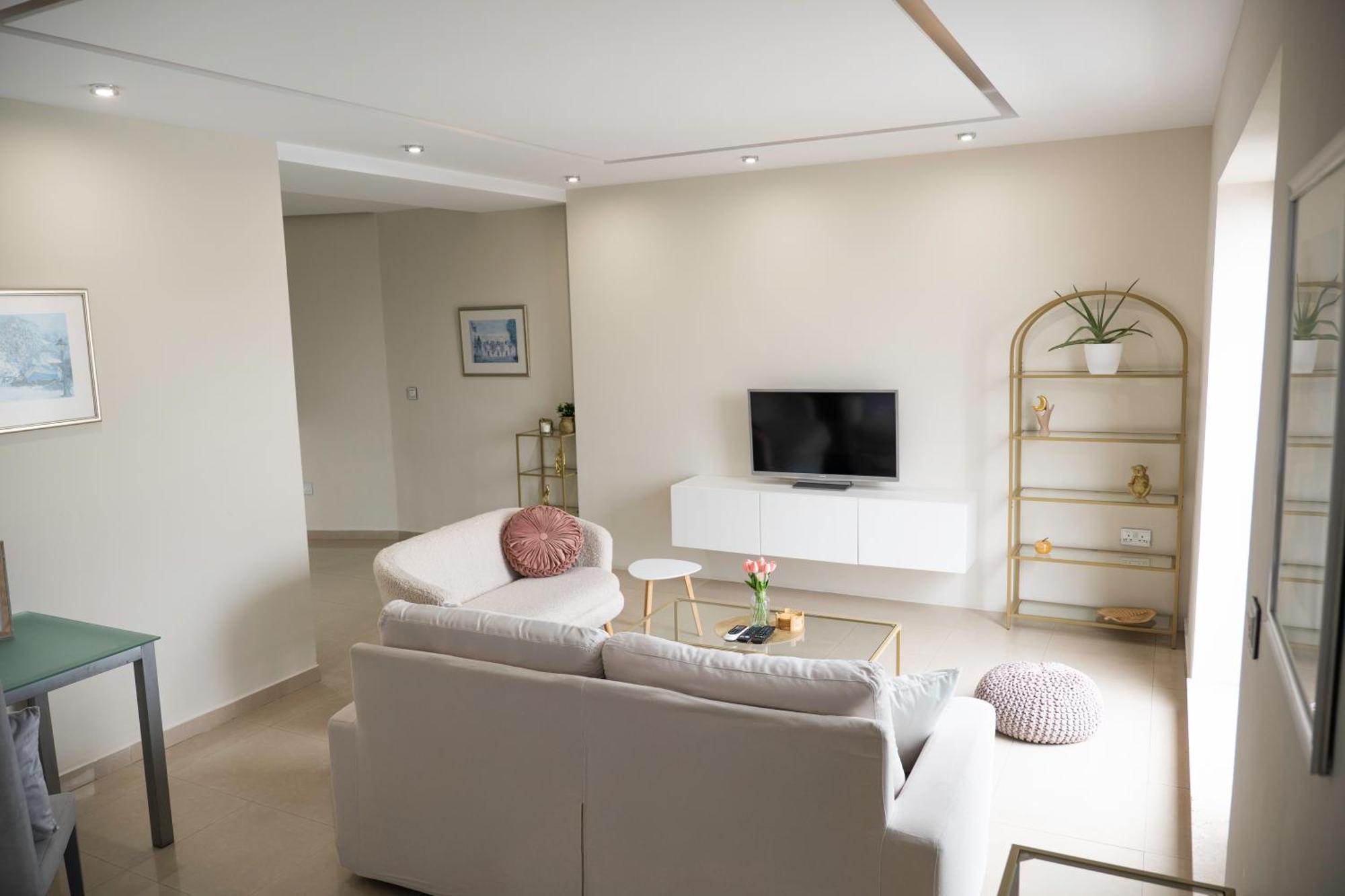 Golden Harbour - 2 Bedrooms, 2 Bathrooms Gżira Kültér fotó