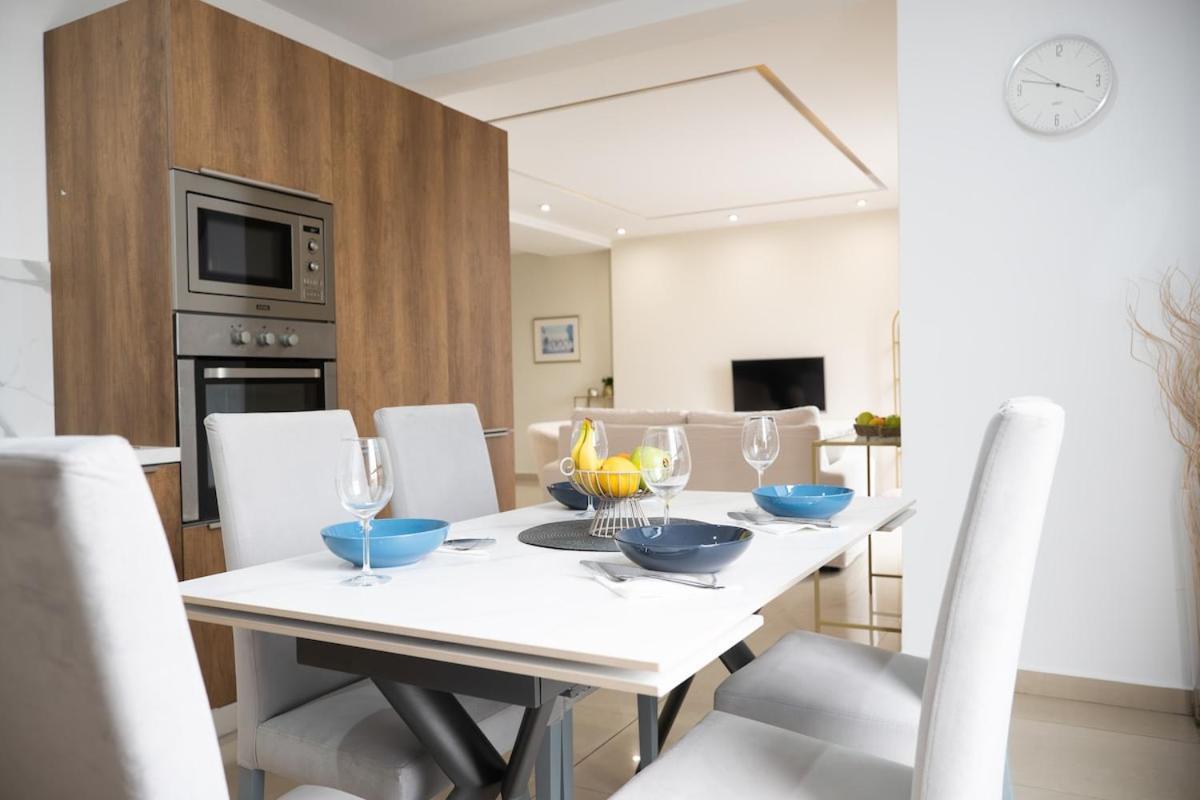 Golden Harbour - 2 Bedrooms, 2 Bathrooms Gżira Kültér fotó