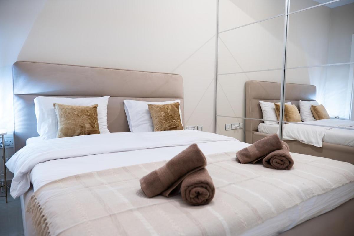 Golden Harbour - 2 Bedrooms, 2 Bathrooms Gżira Kültér fotó